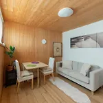 Iq Wood Apartment